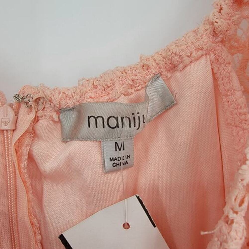 NEW Maniju Women's Pink Lace Crochet Off Shoulder Dress Size Medium - Picture 3 of 11